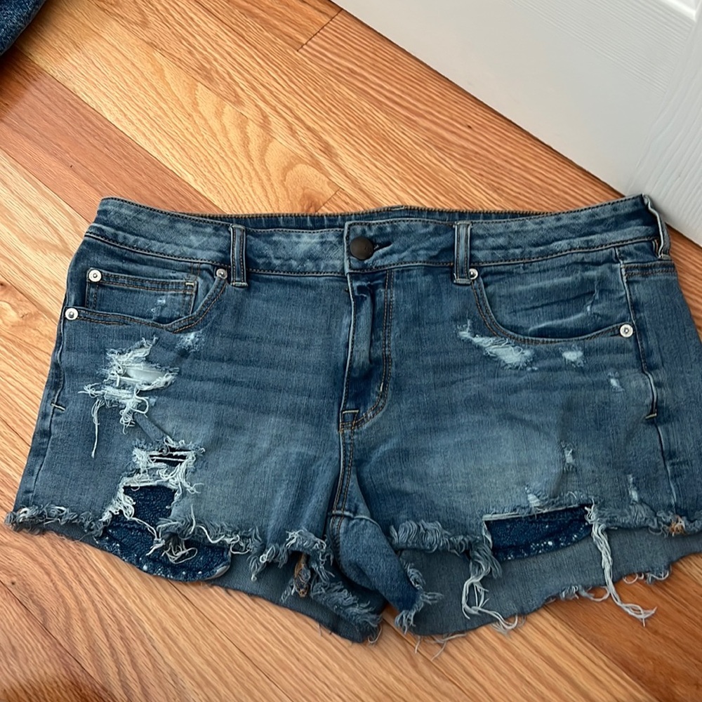 American Eagle Outfitters short stretch size US18